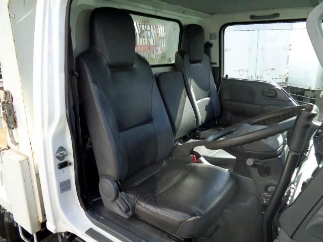 ISUZU  2019 Image 31