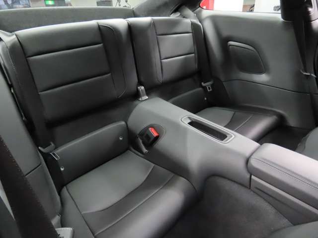 PORSCHE 911 2018 Image 31