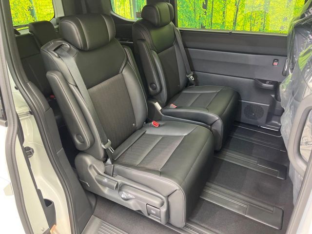 HONDA STEPWAGON E:HEV SPAD 2025 Image 31