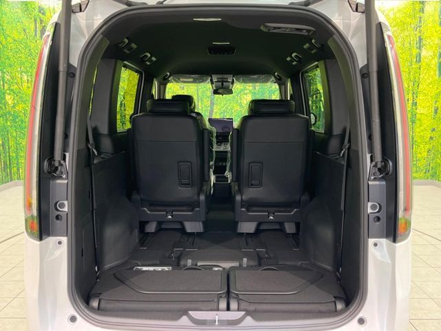 HONDA STEPWAGON E:HEV SPAD 2025 Image 31