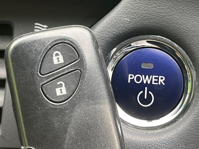 TOYOTA LEXUS CT200H 2011 Image 31