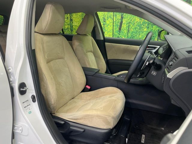 TOYOTA LEXUS CT200H 2011 Image 31