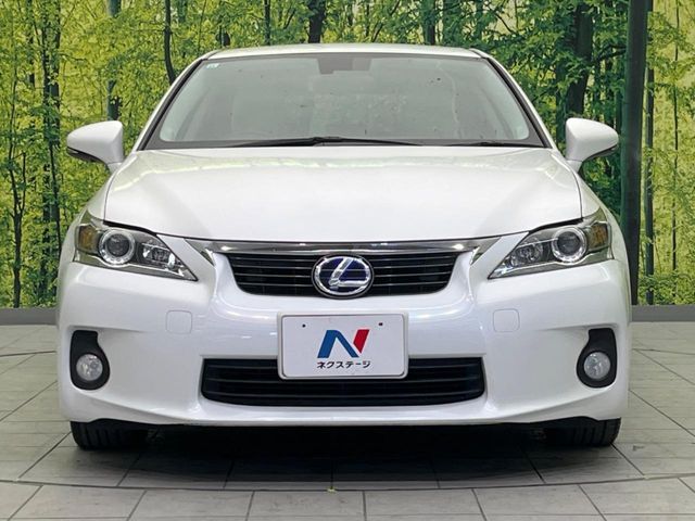 TOYOTA LEXUS CT200H 2011 Image 31