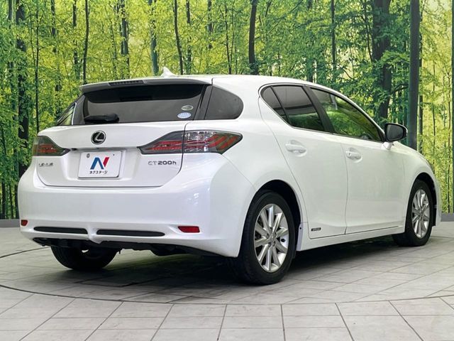 TOYOTA LEXUS CT200H 2011 Image 31