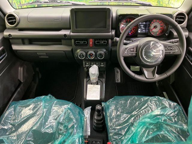 SUZUKI JIMNY NOMADE 2025 Image 31