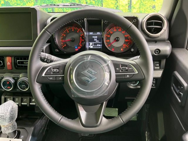 SUZUKI JIMNY NOMADE 2025 Image 31