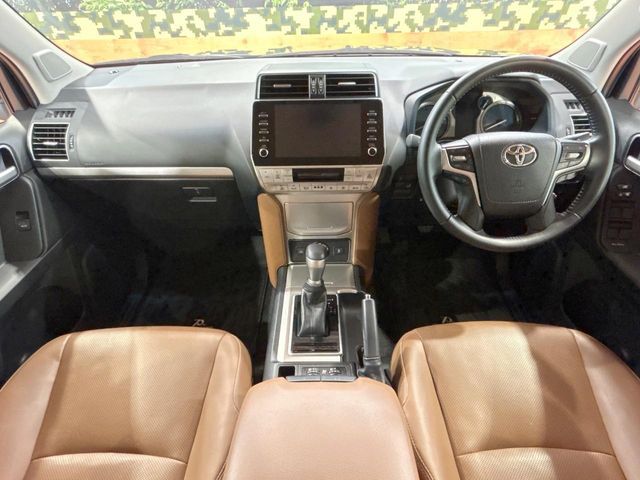 TOYOTA LANDCRUISER PRADO 2022 Image 31