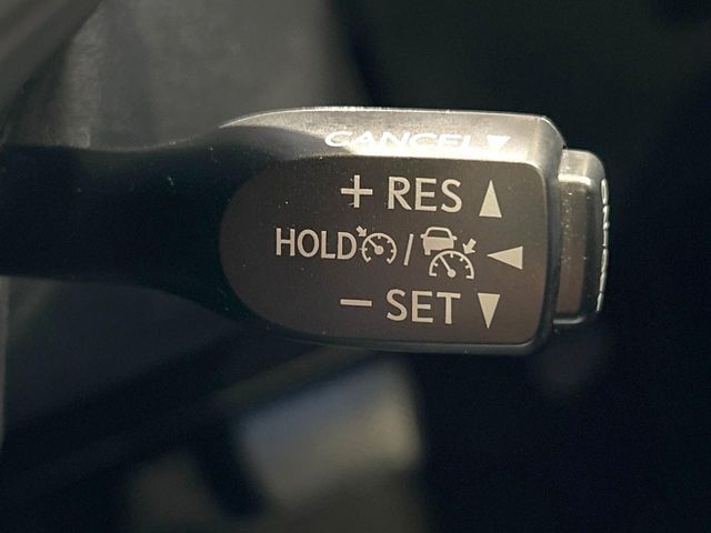 TOYOTA HARRIER 2WD 2018 Image 31