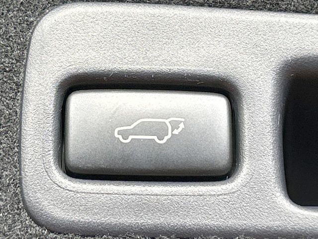 TOYOTA HARRIER 2WD 2018 Image 31