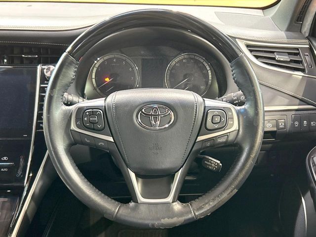 TOYOTA HARRIER 2WD 2018 Image 31