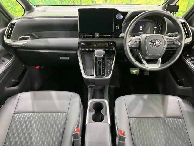 TOYOTA NOAH HYBRID 4WD 2023 Image 31