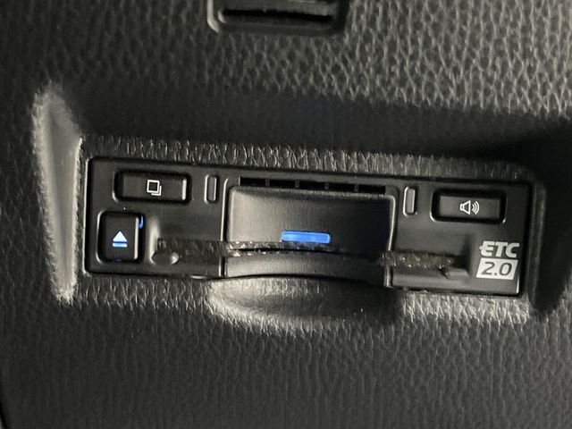 TOYOTA NOAH HYBRID 4WD 2023 Image 31