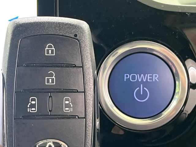 TOYOTA NOAH HYBRID 4WD 2023 Image 31