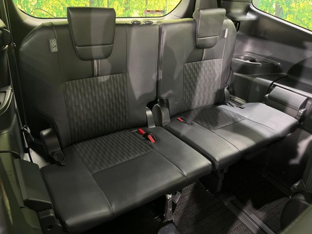 TOYOTA NOAH HYBRID 4WD 2023 Image 31