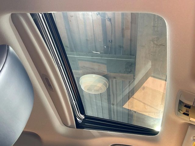 TOYOTA LANDCRUISER PRADO 2022 Image 31