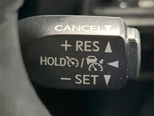 TOYOTA LANDCRUISER PRADO 2022 Image 31