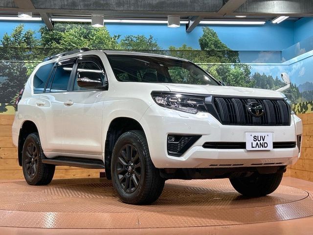 TOYOTA LANDCRUISER PRADO 2022 Image 31