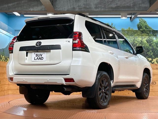 TOYOTA LANDCRUISER PRADO 2022 Image 31