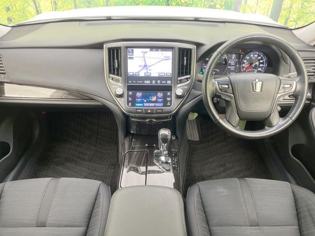 TOYOTA CROWN SEDAN HYBRID 2015 Image 31