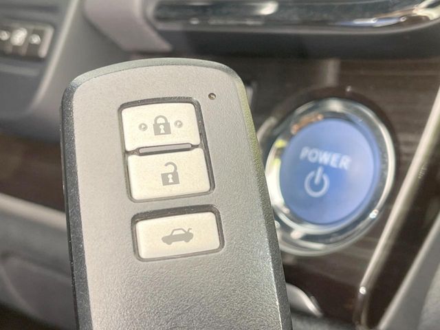 TOYOTA CROWN SEDAN HYBRID 2015 Image 31