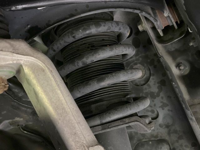 TOYOTA CROWN SEDAN HYBRID 2015 Image 31