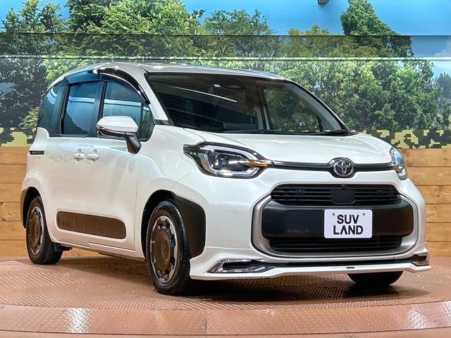 TOYOTA SIENTA HYBRID 2023 Image 31
