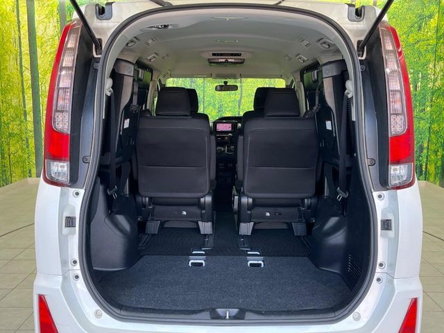 TOYOTA NOAH 2014 Image 31