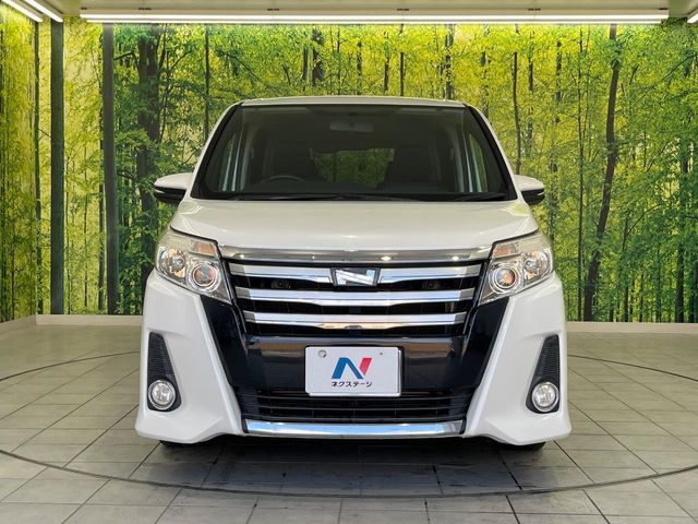TOYOTA NOAH 2014 Image 31