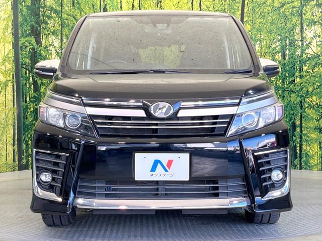 TOYOTA VOXY 2016 Image 31