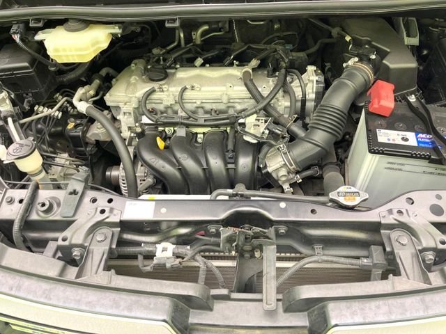 TOYOTA VOXY 2016 Image 31