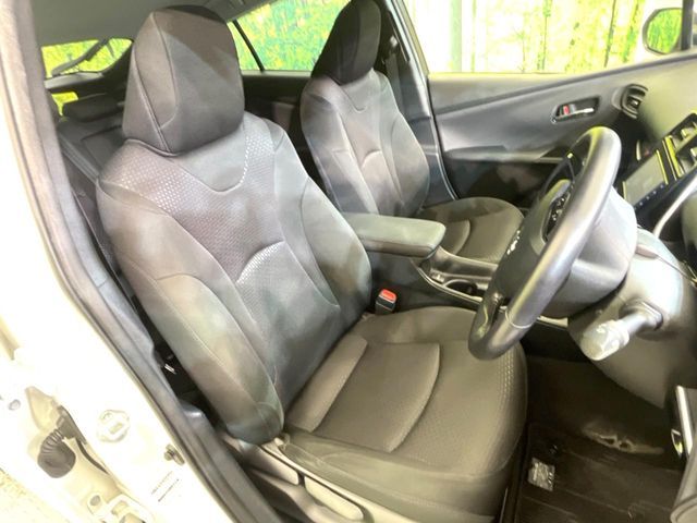 TOYOTA PRIUS 2019 Image 31