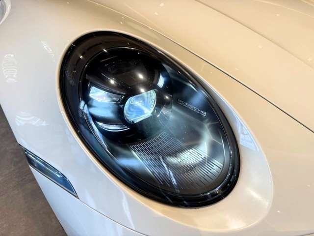 PORSCHE 911 2022 Image 31