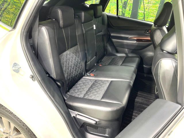 TOYOTA HARRIER HYBRID 2016 Image 31