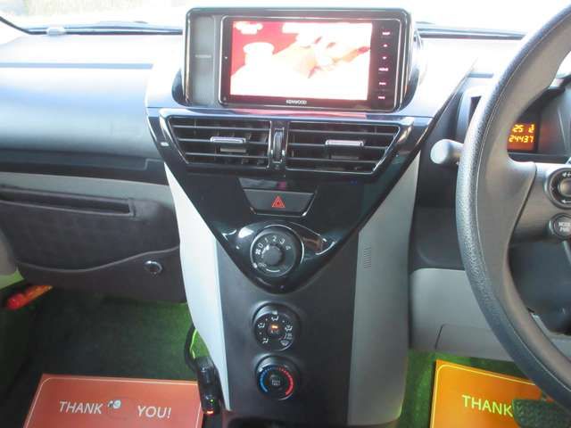 TOYOTA IQ 2013 Image 31