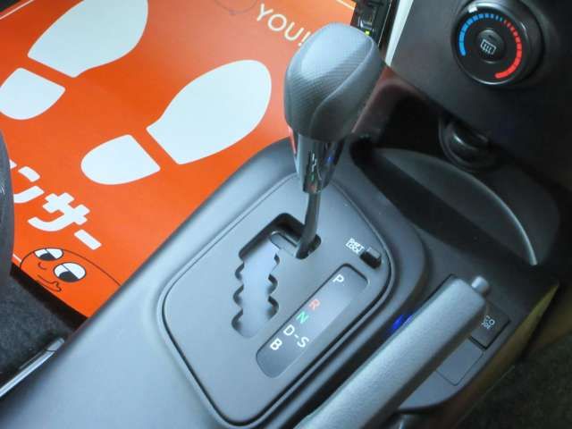 TOYOTA IQ 2013 Image 31