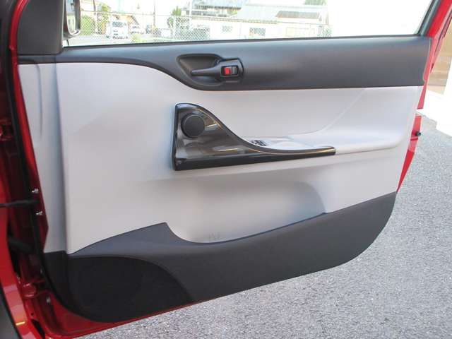 TOYOTA IQ 2013 Image 31