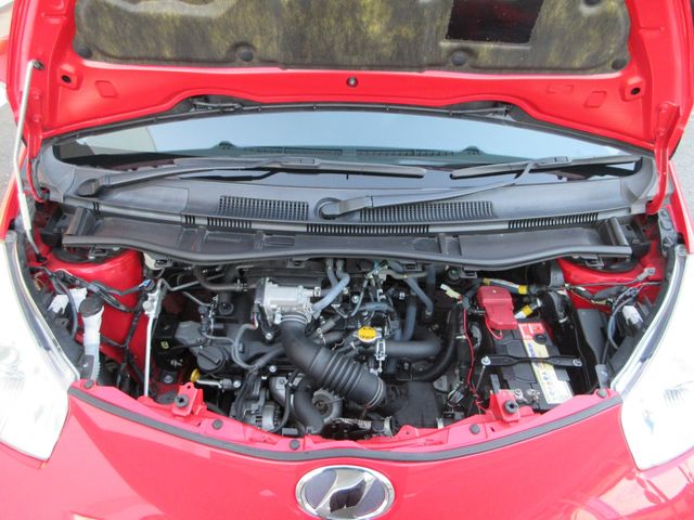 TOYOTA IQ 2013 Image 31