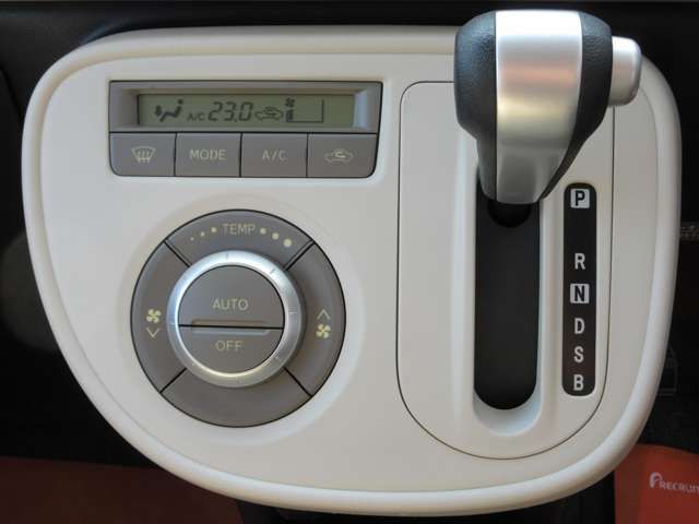 DAIHATSU MIRA COCOA 2011 Image 31