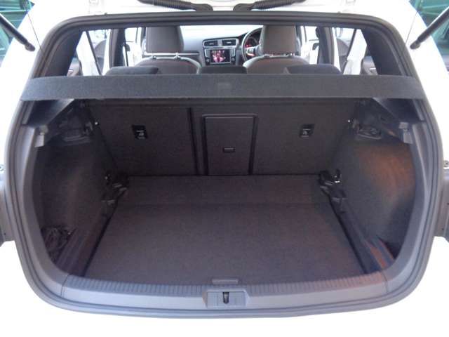 VOLKSWAGEN GOLF GTI 2014 Image 31