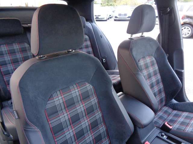 VOLKSWAGEN GOLF GTI 2014 Image 31