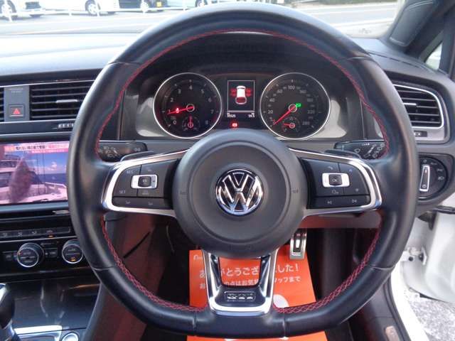 VOLKSWAGEN GOLF GTI 2014 Image 31