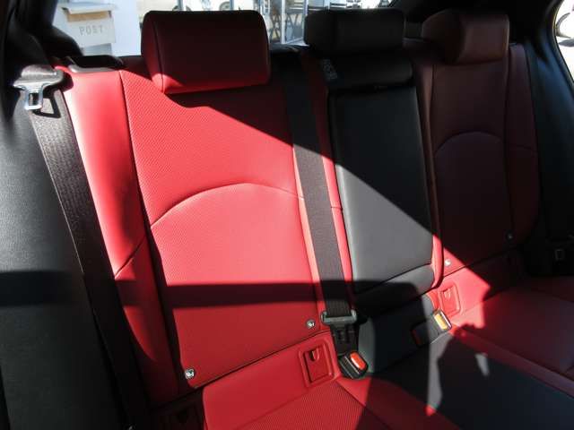 TOYOTA LEXUS UX200 2018 Image 31