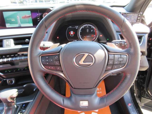 TOYOTA LEXUS UX200 2018 Image 31