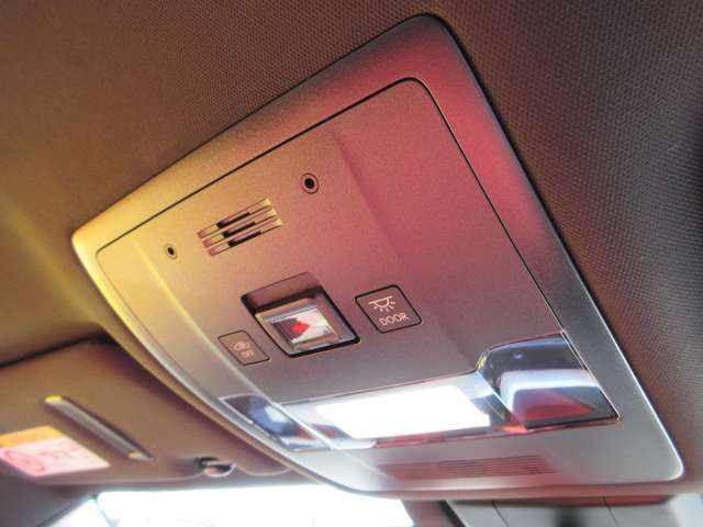 TOYOTA LEXUS UX200 2018 Image 31