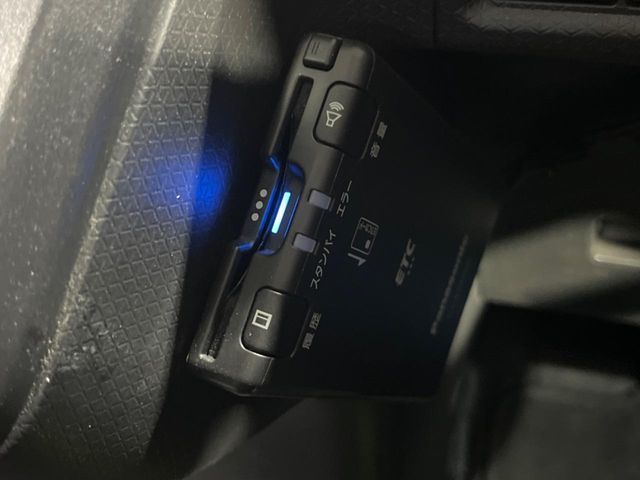 DAIHATSU TANTO FAN CROSS 2023 Image 31