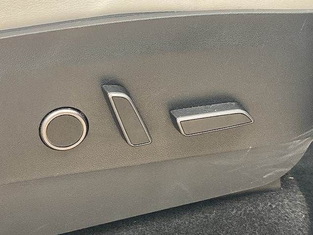 TESLA MODEL Y 2023 Image 31