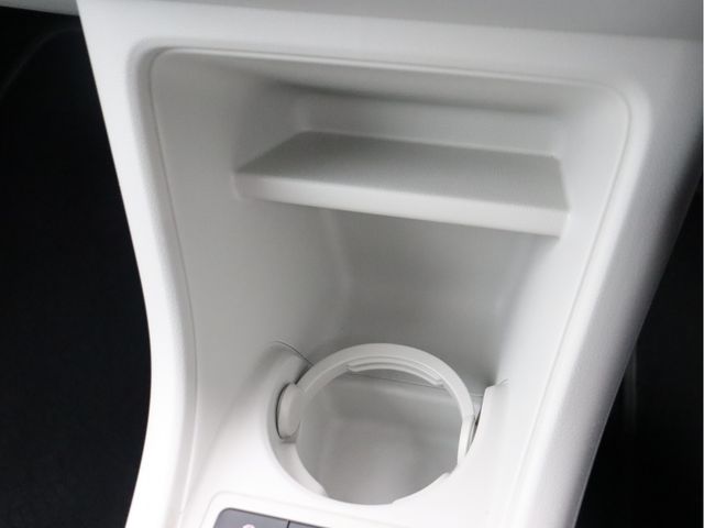 VOLKSWAGEN UP! 2019 Image 31