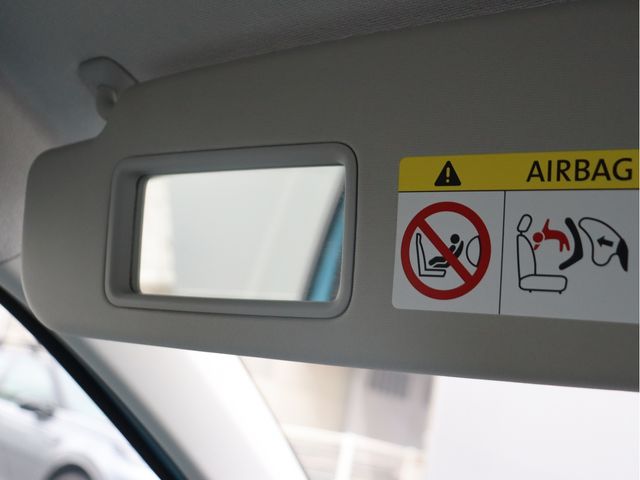 VOLKSWAGEN UP! 2019 Image 31