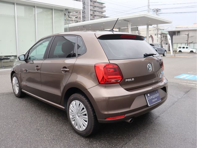 VOLKSWAGEN POLO 2016 Image 31