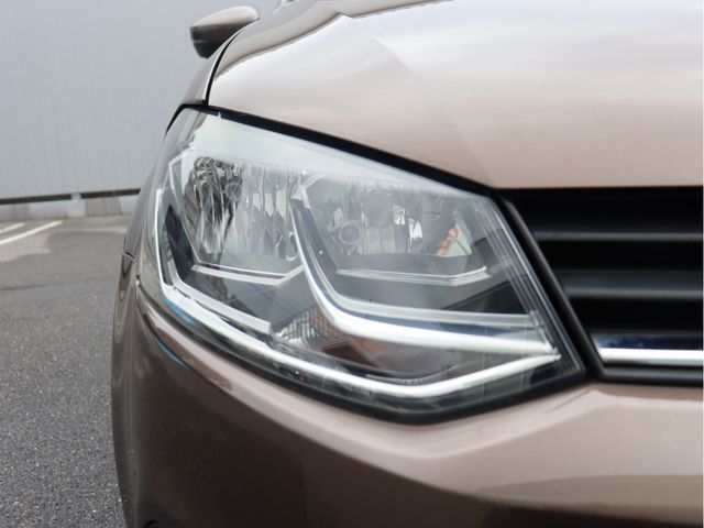 VOLKSWAGEN POLO 2016 Image 31